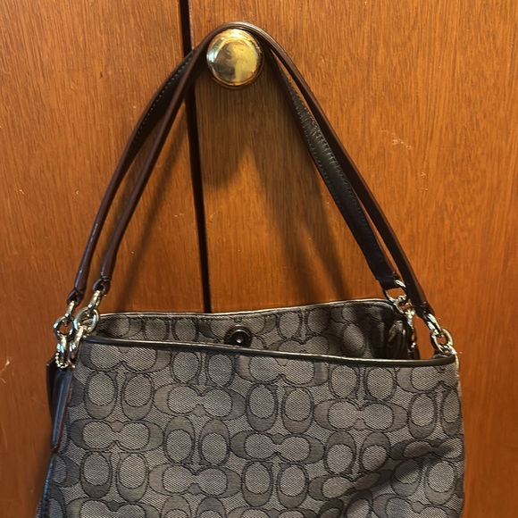 Coach Madison Phoebe Canvas Large Leather Triple Compartment Handbag. - Picture 11 of 12